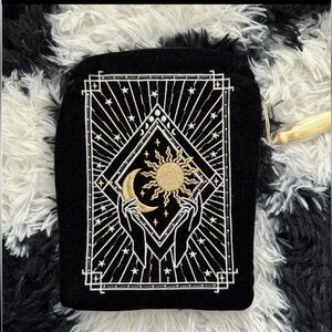 Black and Gold kindle Reader Sleeve